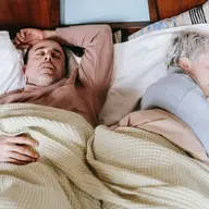 Ai probleme cu somnul? Care este soluția perfectă pentru nopțile tale nedormite?