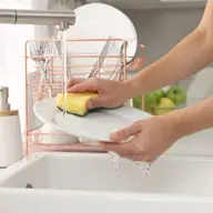 Importanța folosirii detergenților hipoalergenici pentru pielea sensibilă