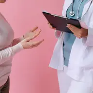 Cum îți pregătești istoricul simptomelor pentru un consult eficient