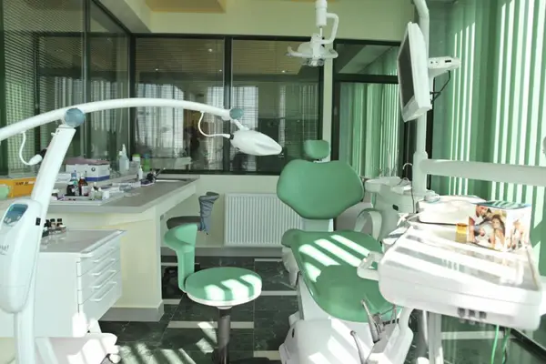 Cabinet stomatologic Dentissimo