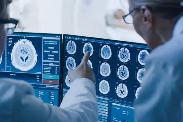 Depistarea problemelor neurologice: care sunt principalele investigații care pot fi recomandate de medic?