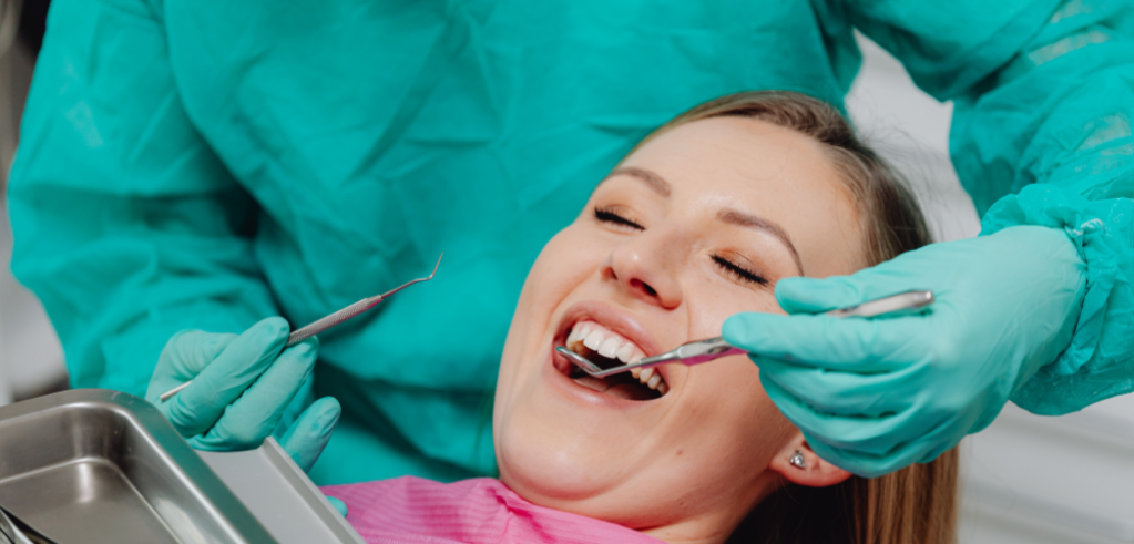 Care sunt cele mai frecvente întrebări ale pacienților români legate de sănătatea dentară?