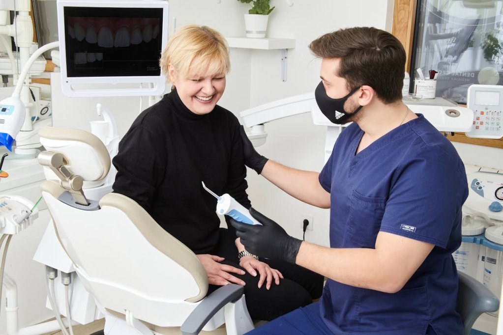 Sfaturi utile pentru prevenția afecțiunilor dentare, de la specialiștii Gentle Dentist